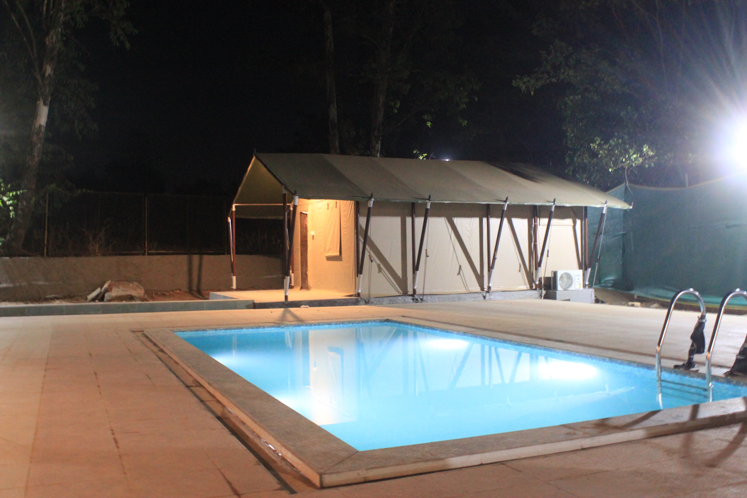 Luxury tent stay under the stars